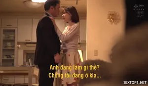 Lỡ nhìn thấy cặp vú căng hồng của cô bạn thân