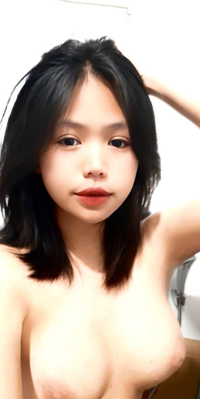 Chỉ vì con cu bự mà em nỡ cắm sừng bạn trai